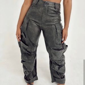All black pocket pants (size Large)